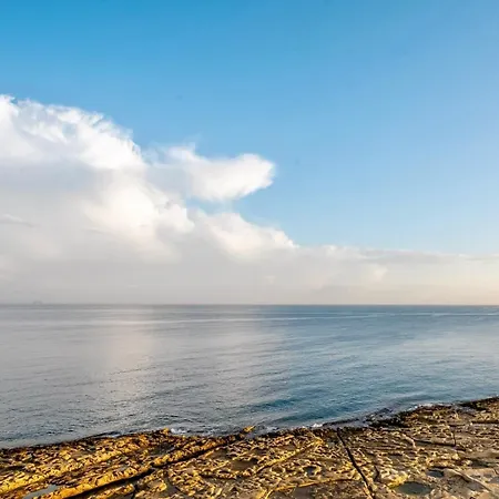 Direct Sea View 3 Bedroom Apartment Including Ps5 Apartment Sliema